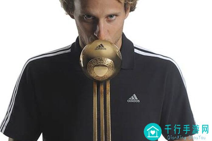 FC足球世界FC大师兄：欧洲杯最佳阵容队套上
